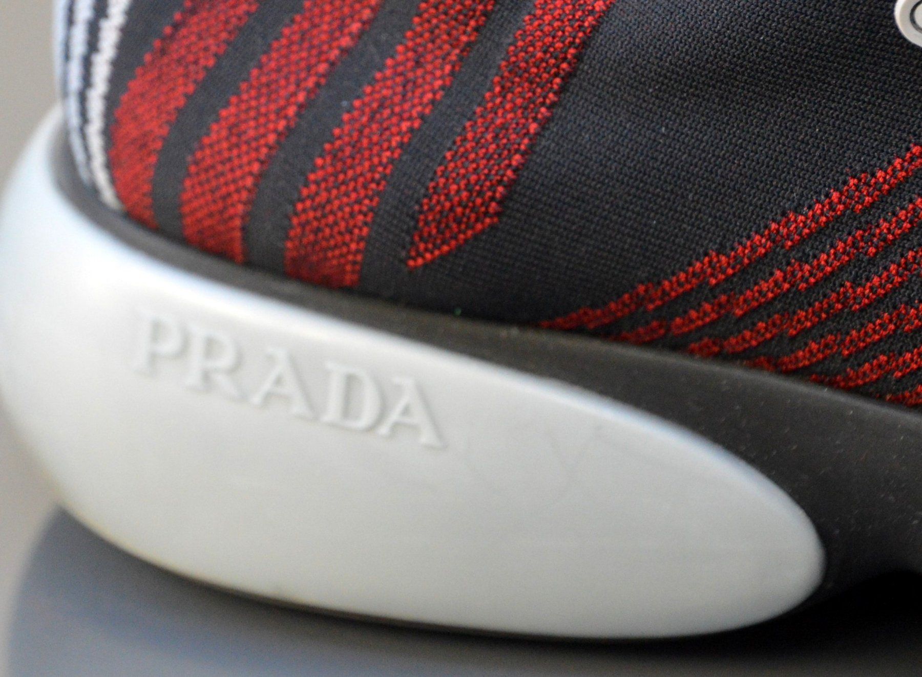 Prada Scarpe da donna: Sneakers Prada .41 – Usato da Collonges venduto da Auganien 7