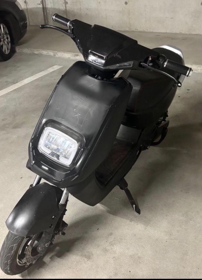 Vespino Scooter: Vespino 7i - ohne Batterie – Usato da Sarmenstorf venduto da AgnesGrinsekatze