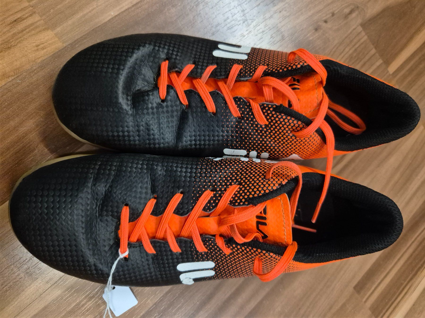 Fila Schuhe für Jungen: Fila Hallenschuhe Gr. 37 - B17 – Gebraucht aus Schwarzenburg von Flamingo07