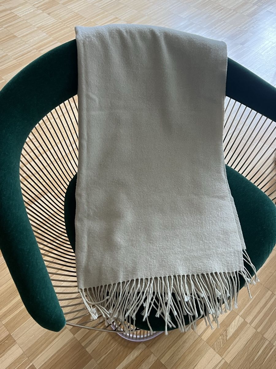 Jil Sander Foulard & Sciarpe: Jil Sander+ Scarf - Ivory Wool  170x70cm – Usato da Zürich venduto da ralph__ 4