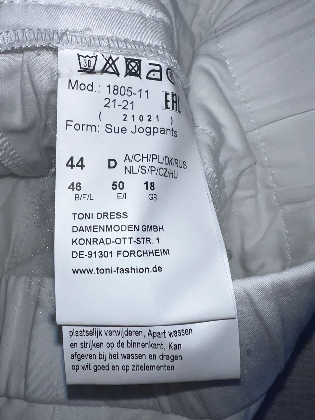 Jeans: Jeans TONI 44 neu – Nuovo (secondo la descrizione) da Dornach venduto da samuti 3