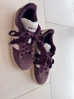 Chaussures adidas 44 1/3