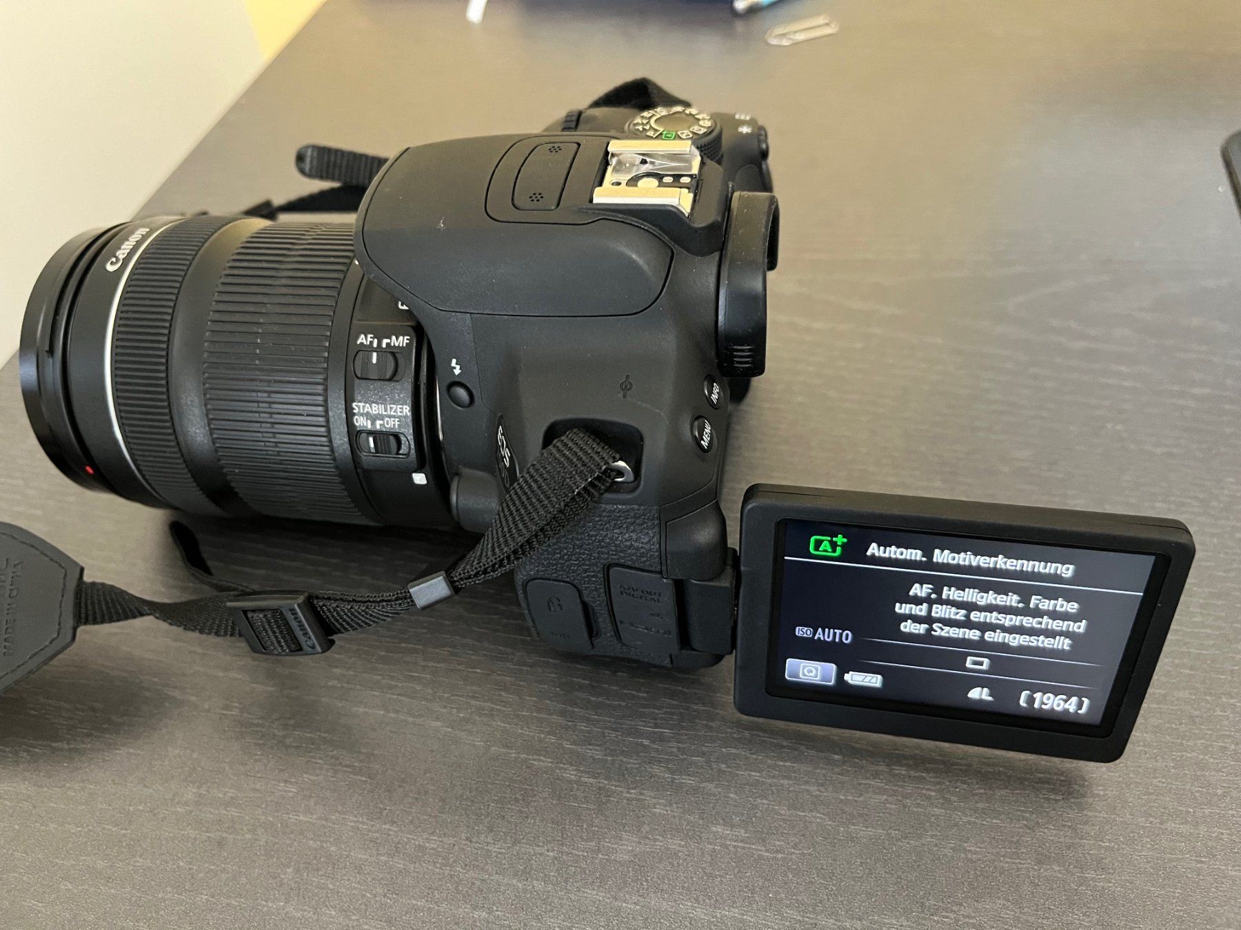 Canon Kamera: Digitale Spiegelreflexkamera Canon EOS 700D – Gebraucht aus Niederuzwil von Sonne026 8