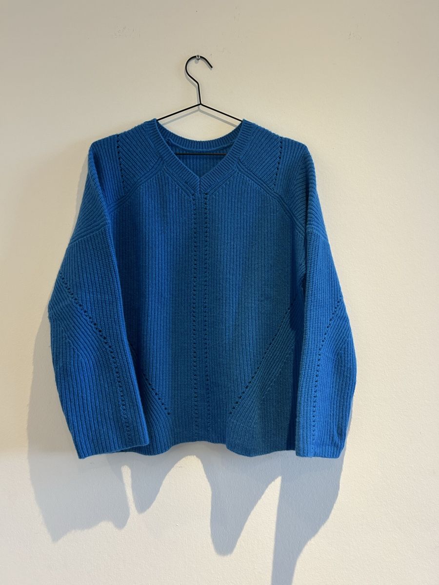Maje Maglioni & Felpe: Maje Kaschmirpullover in Blau – Usato da Aeugst am Albis venduto da schatzkistee 3