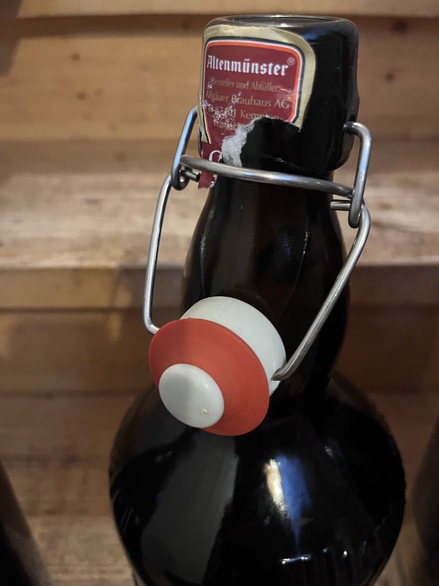 Gläser, Krüge & Flaschen: 3 Bierflaschen (1/2/3 ltr.) – Gebraucht aus Hitzkirch von griesis129 2