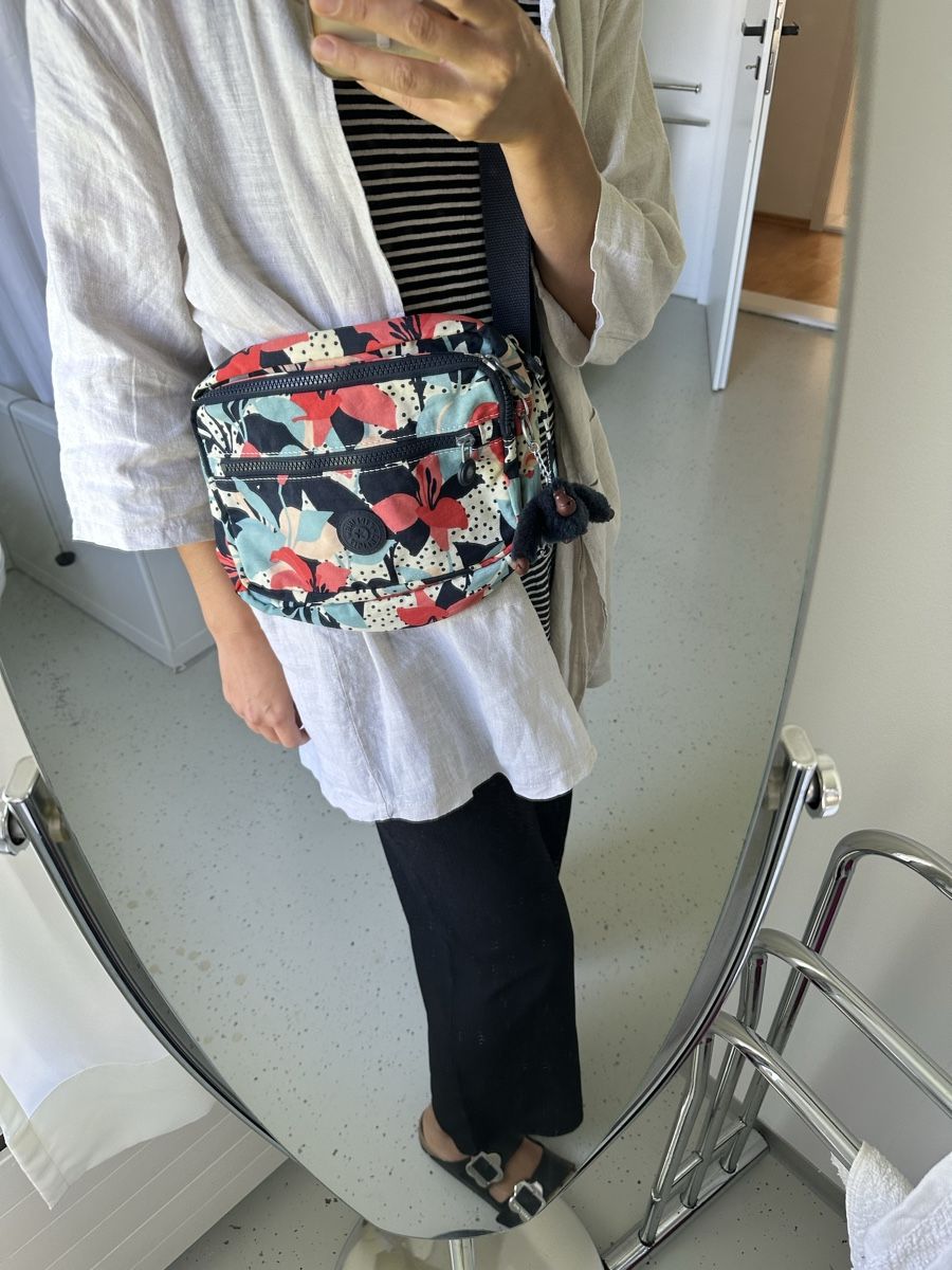 Kipling Borse da donna: Umhängetasche Kipling Blumen Mehrfarbig – Nuovo (secondo la descrizione) da Walzenhausen venduto da auw_sx8w 6