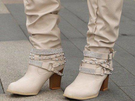 Damenschuhe: Stiefel – Neu (gemäss Beschreibung) aus Schaffhausen von Hotlady50