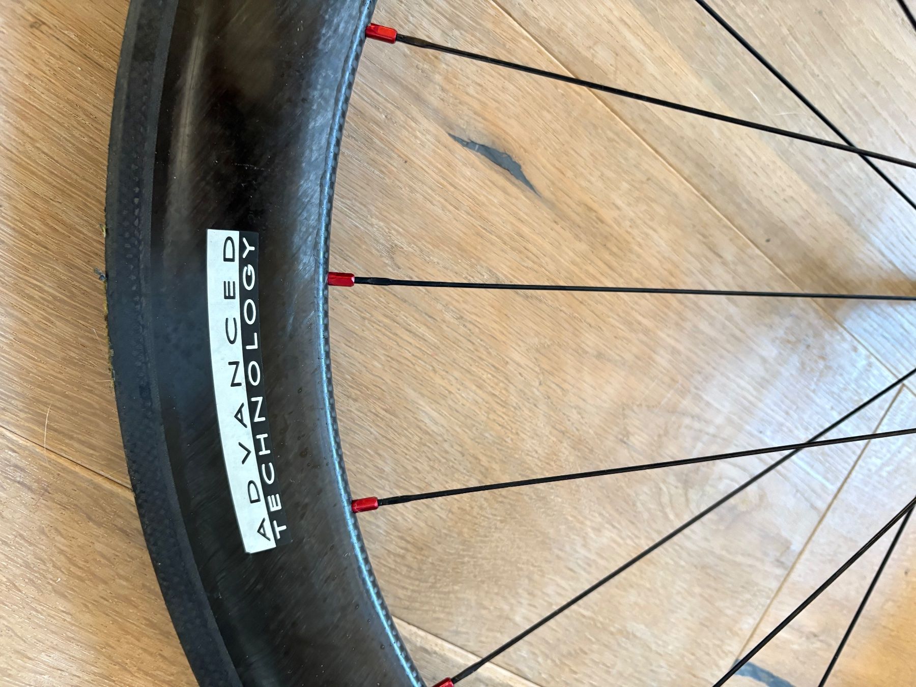 Campagnolo Pezzi di ricambio: Miche LRS 1320 Gramm inkl Schnellspanner – Usato da Steinmaur venduto da Gwoelb-Weine 1