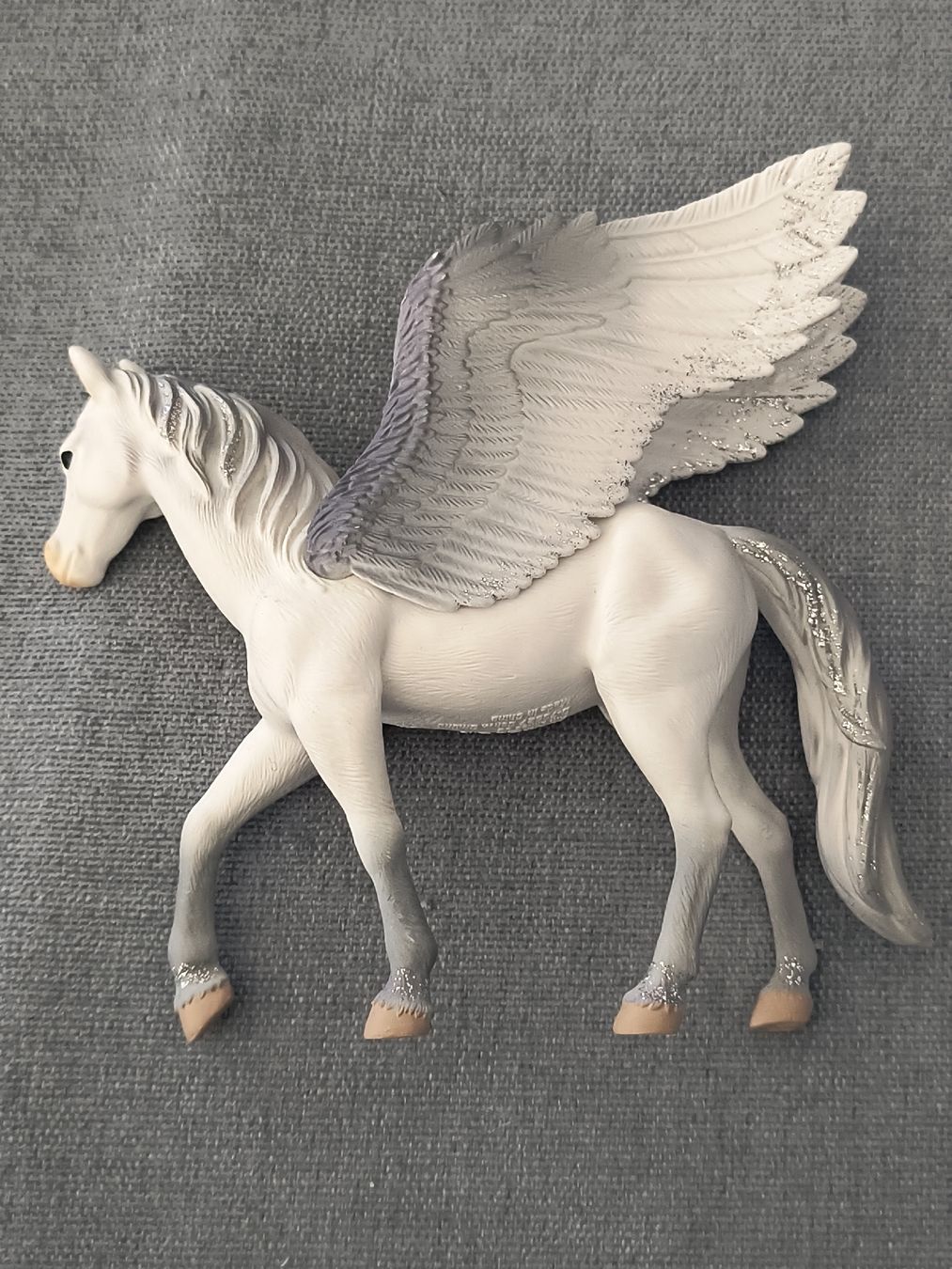 Schleich Statuette: Schleich Pegasus Figur mit Glitzer – Usato da Würenlingen venduto da pjs-at-tutti 1
