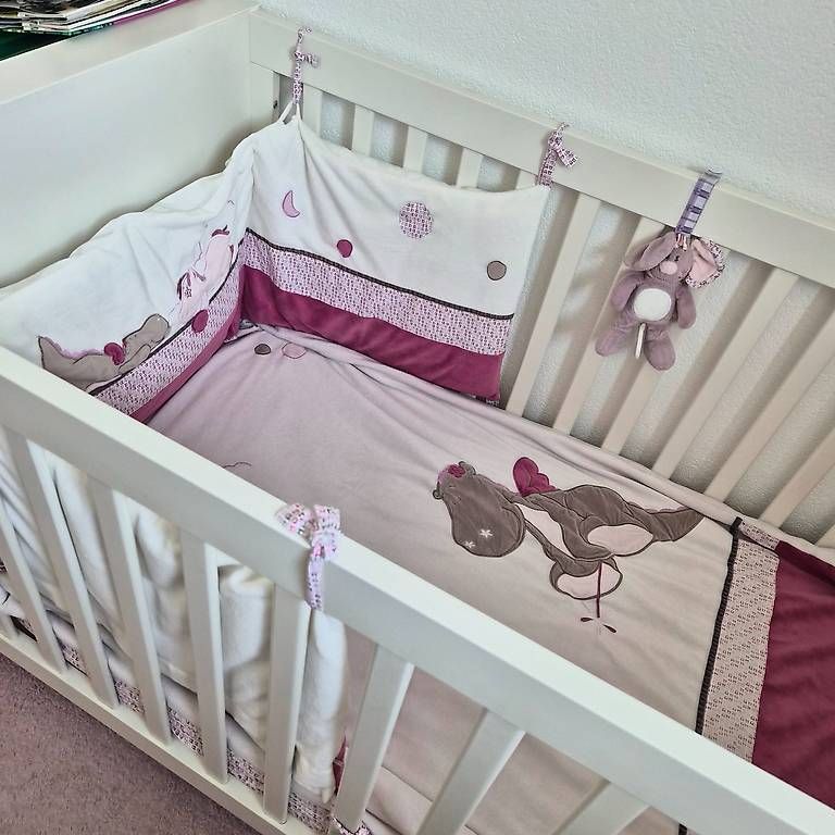 Letti: Lit bébé 70 x 140 cm - Très bon état  – Usato da Genève venduto da LAM-03 1