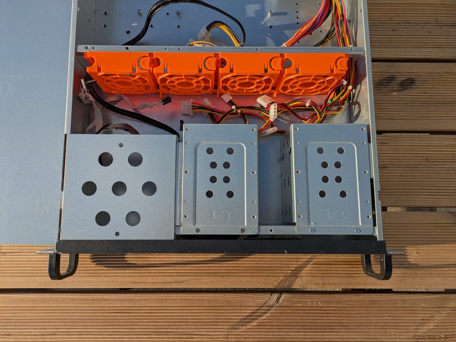 Server: Intertech 2U-2129-N 2U Server Case Barebone – Gebraucht aus Zürich von nic_sn9p 4