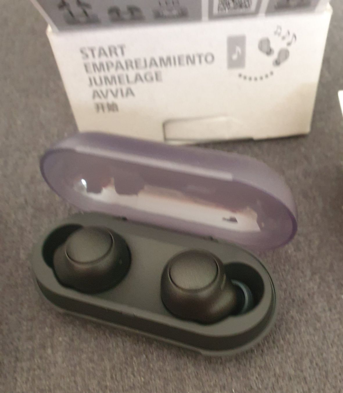 Sony Cuffie: Sony Kopfhörer ohne Kabel – Usato da Klingnau venduto da Fee1960