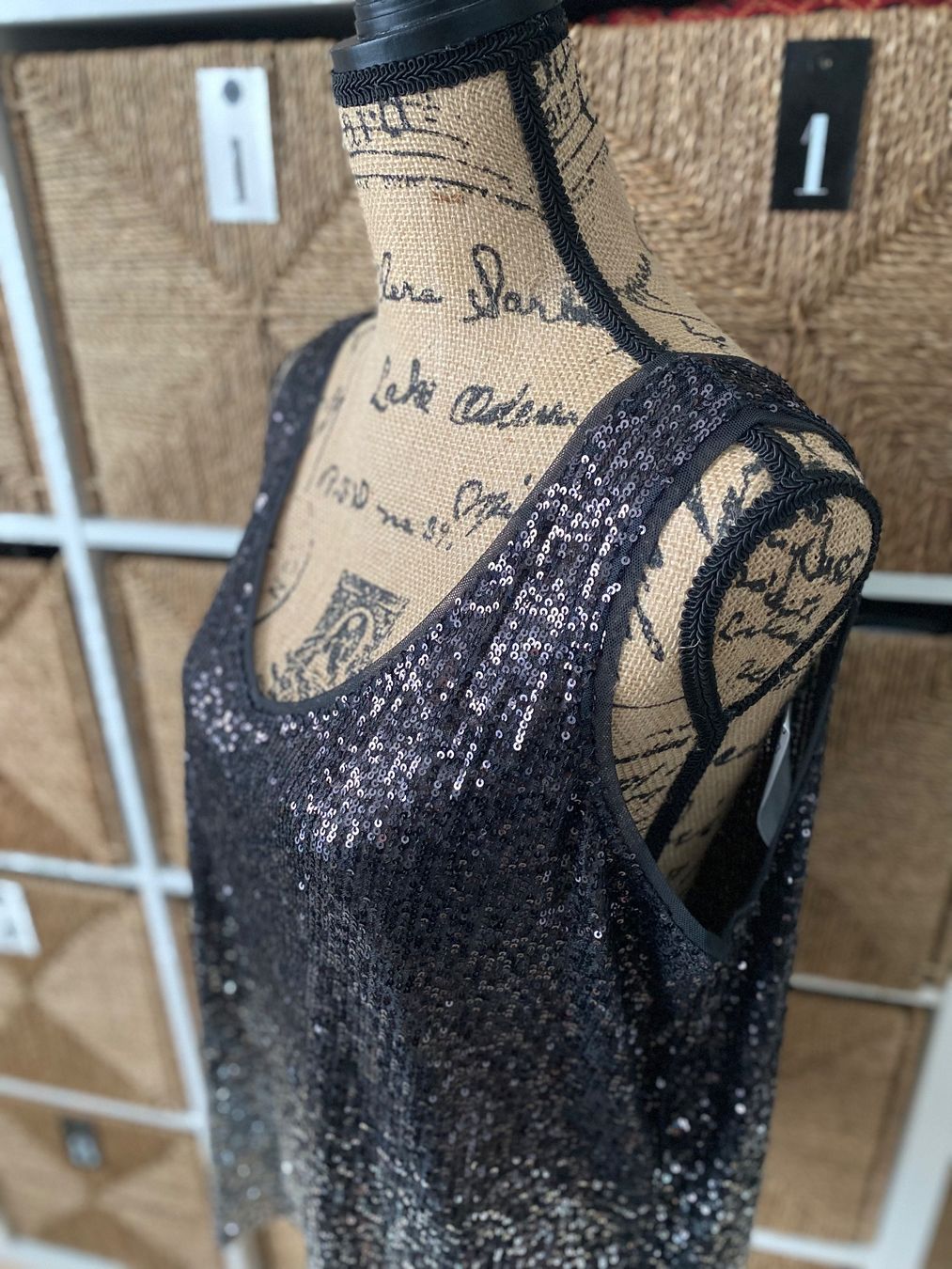 Top: Sequin top, size XL – Nuovo (secondo la descrizione) da Safenwil venduto da rgs_tg62