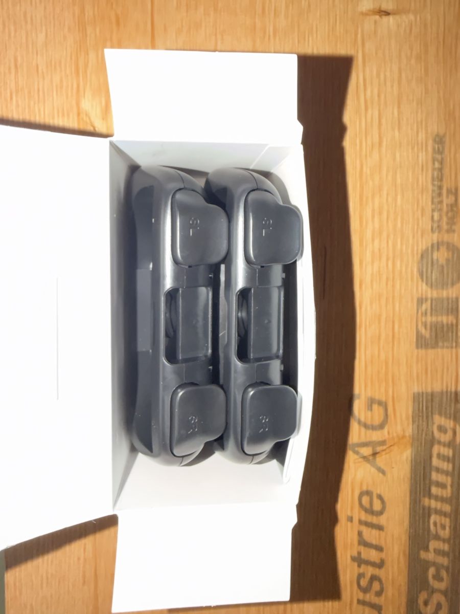 Nintendo Manettes: Joy Con grip Nintendo switch 2 – Neuf (Voir description) à Steinhausen par rom_2yy8 1