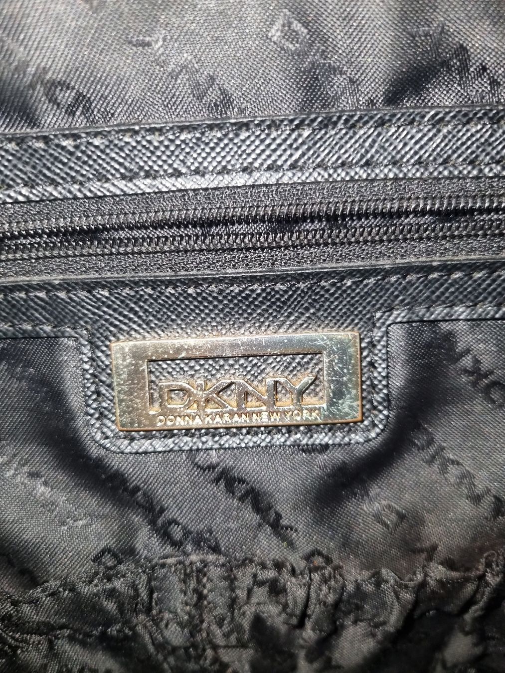 DKNY Taschen für Damen: Original DKNY Handtasche schwarz – Gebraucht aus Lengnau BE von raki12 2