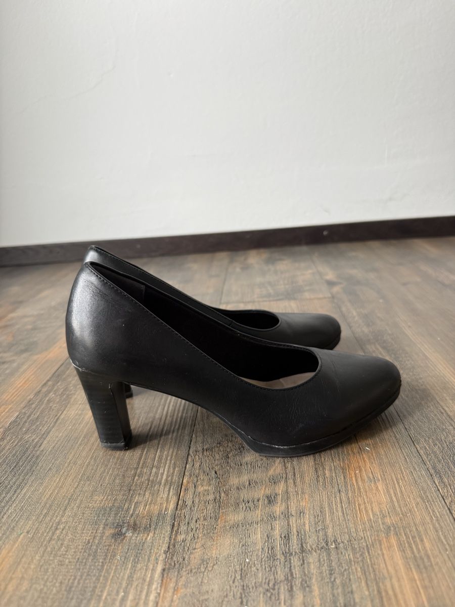 Tamaris Scarpe da donna: Black pumps uniform shoes – Usato da Bassersdorf venduto da les_fw2p 3