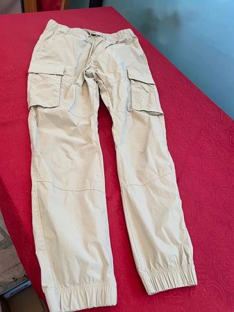 Neu Herren Hose Cargo  beige S (ungetragen)