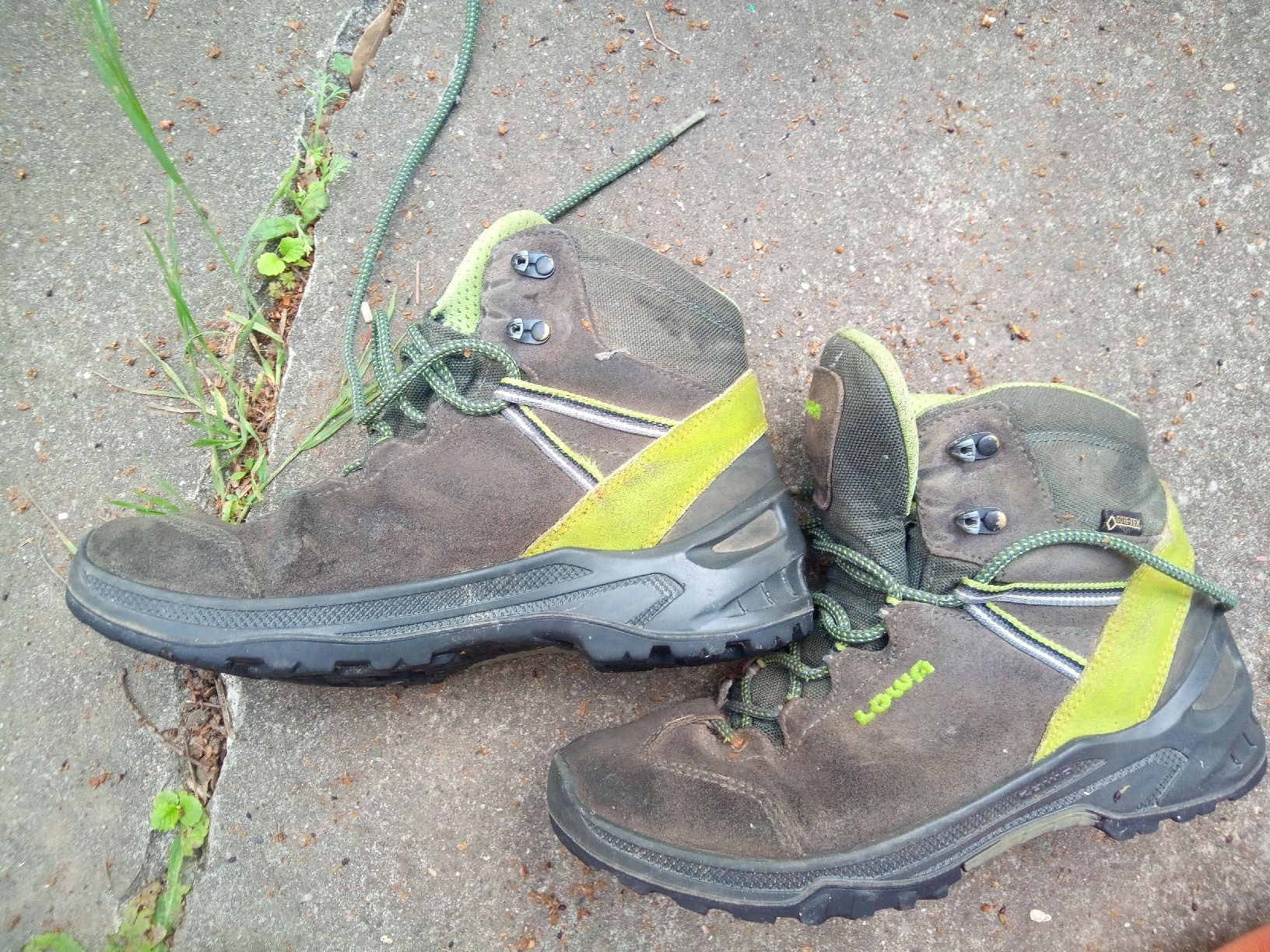 Lowa Scarpe per ragazzi: Lowa Wanderschuhe Kinder Gr 38 – Usato da Liestal venduto da Debuschka 2
