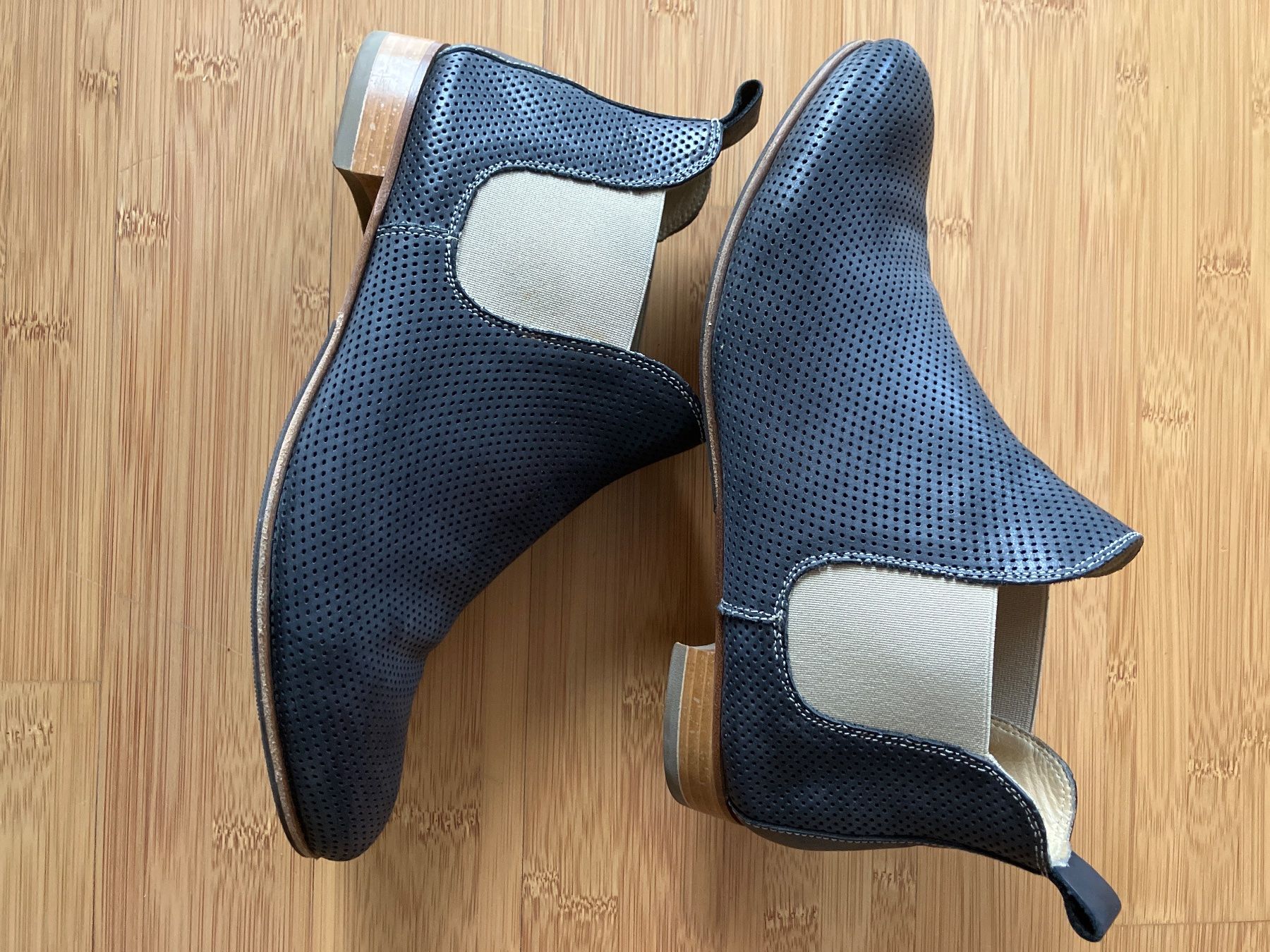 Scarpe da donna: Chelsea Boot von Andrea Fricker – Usato da Belp venduto da Bverona 3