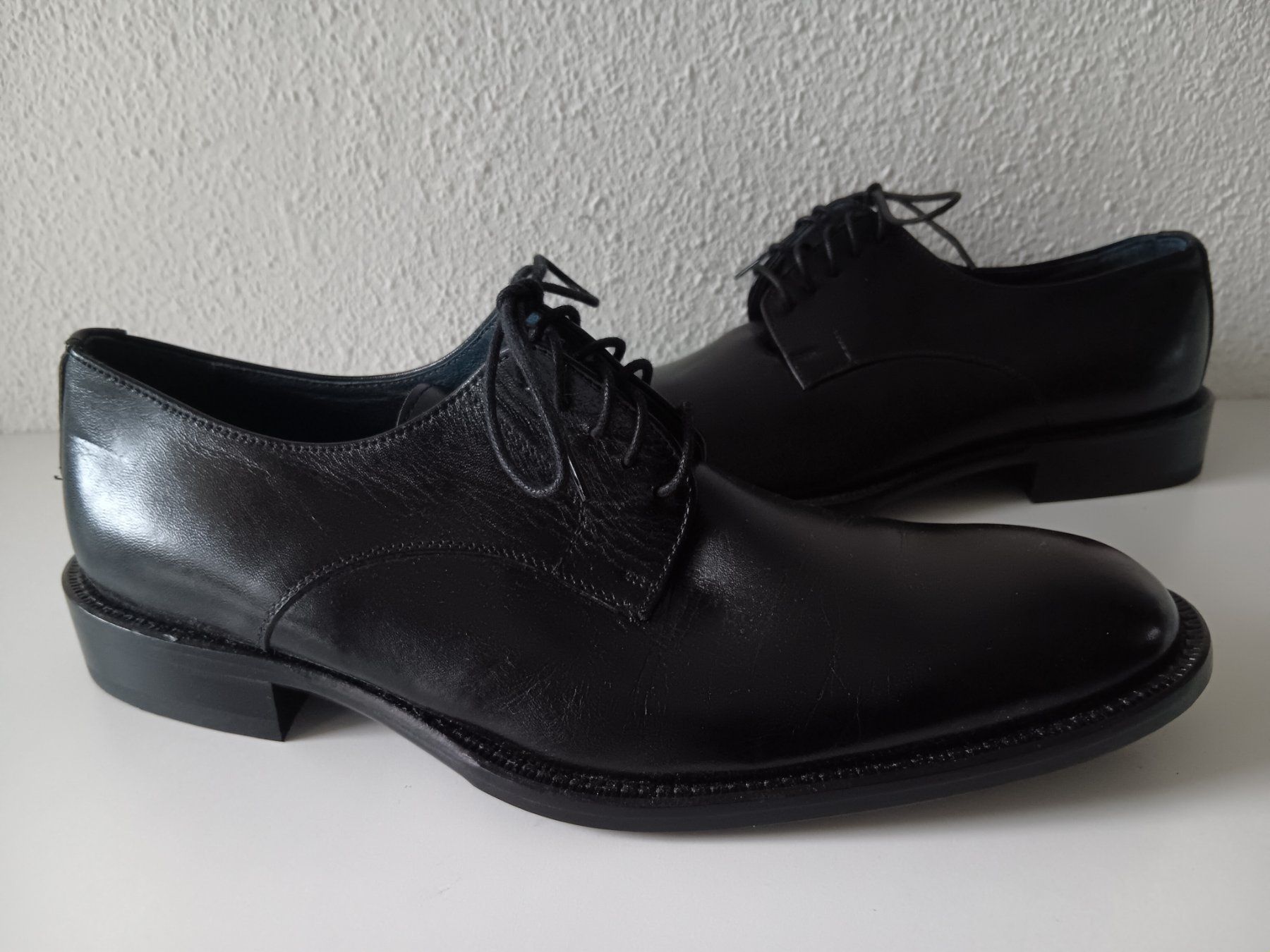 Scarpe da uomo: MAX Chaussures / Schuhe pointure / Nummer 39 – Nuovo (secondo la descrizione) da Cossonay-ville venduto da Super-Price-Quality