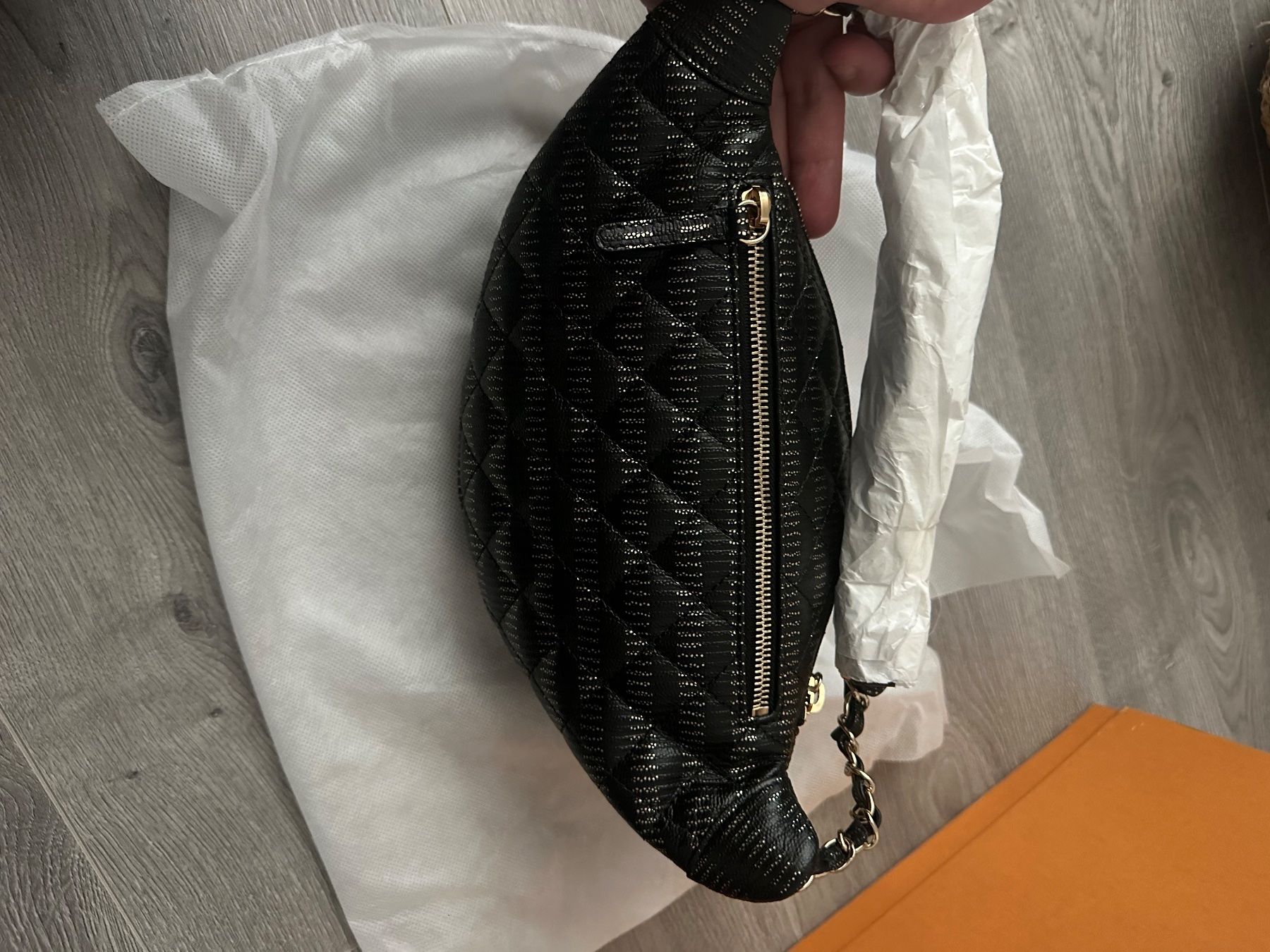 Sonstige Kleidung & Accessoires: Sac banane Chanel – Gebraucht aus La Chaux-de-Fonds von joa_f7dz 1