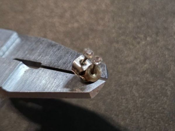 Orecchini pendenti & Orecchini a lobo: Ohr Ringe Brillanten oder Diamanten 2mm – Usato da Walterswil BE venduto da Lonitti 4