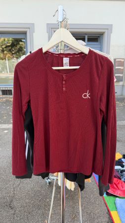 Damen Langarmshirt Calvin Klein Grösse S dunkelrot