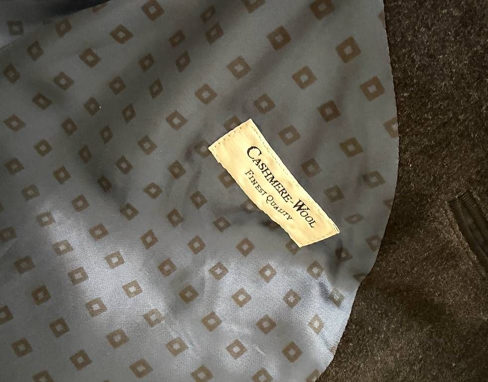 Giacche: Oversized Blaser Hugo Boss, Cashmere Wolle – Usato da Zürich venduto da KimKriKle 3