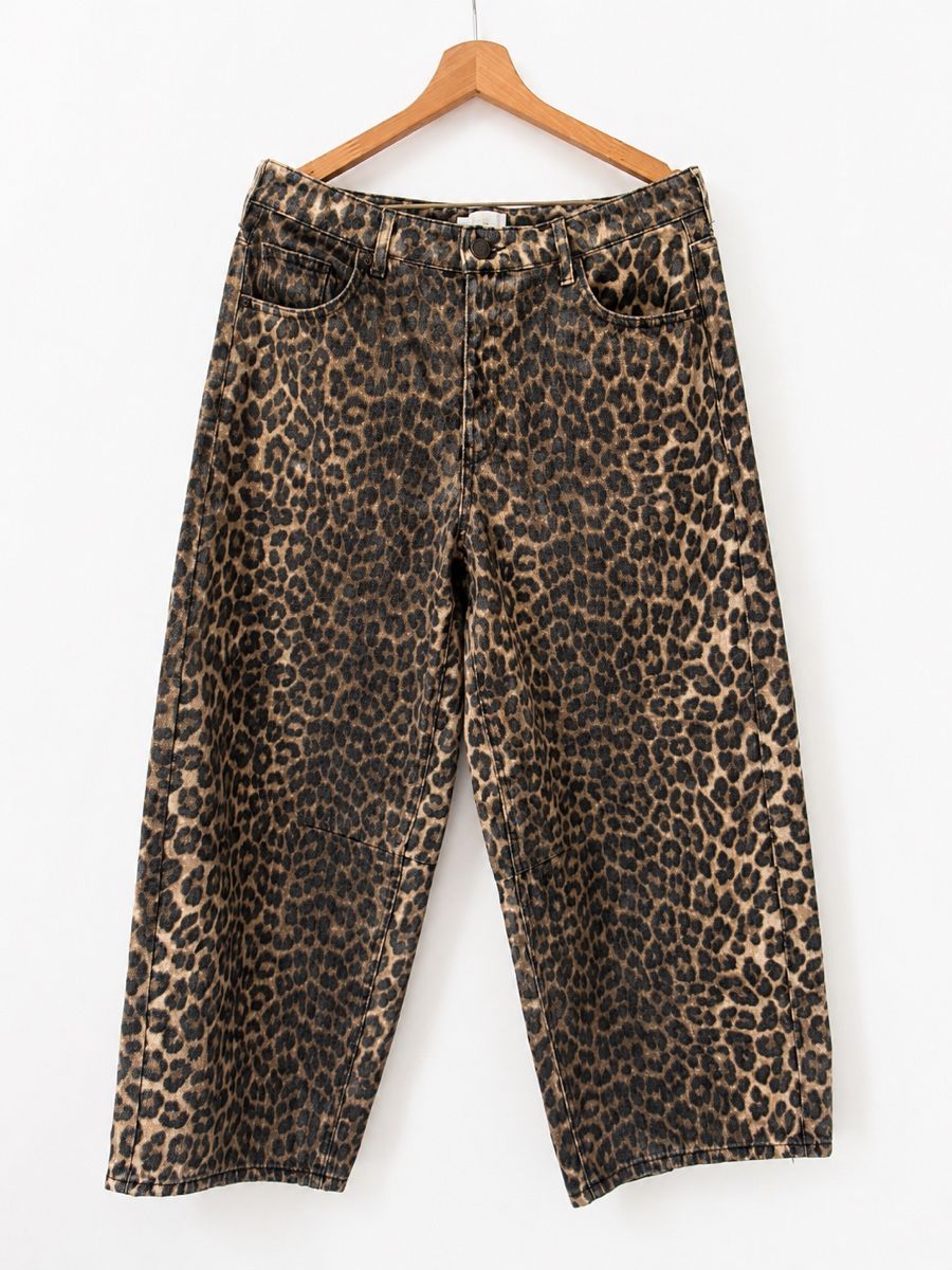 H&M Jeans: Leopard Jeans H&M , Grösse 42 neuwertig – Nuovo (secondo la descrizione) da Basel venduto da pin_qt7j