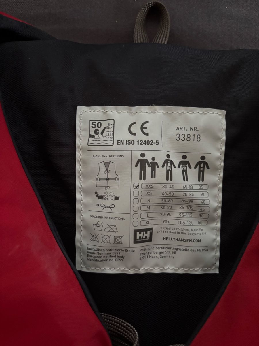 Helly Hansen Gilets de sauvetage: Rettungsweste Helly Hansen – D'occasion à Zürich par chibaer 2