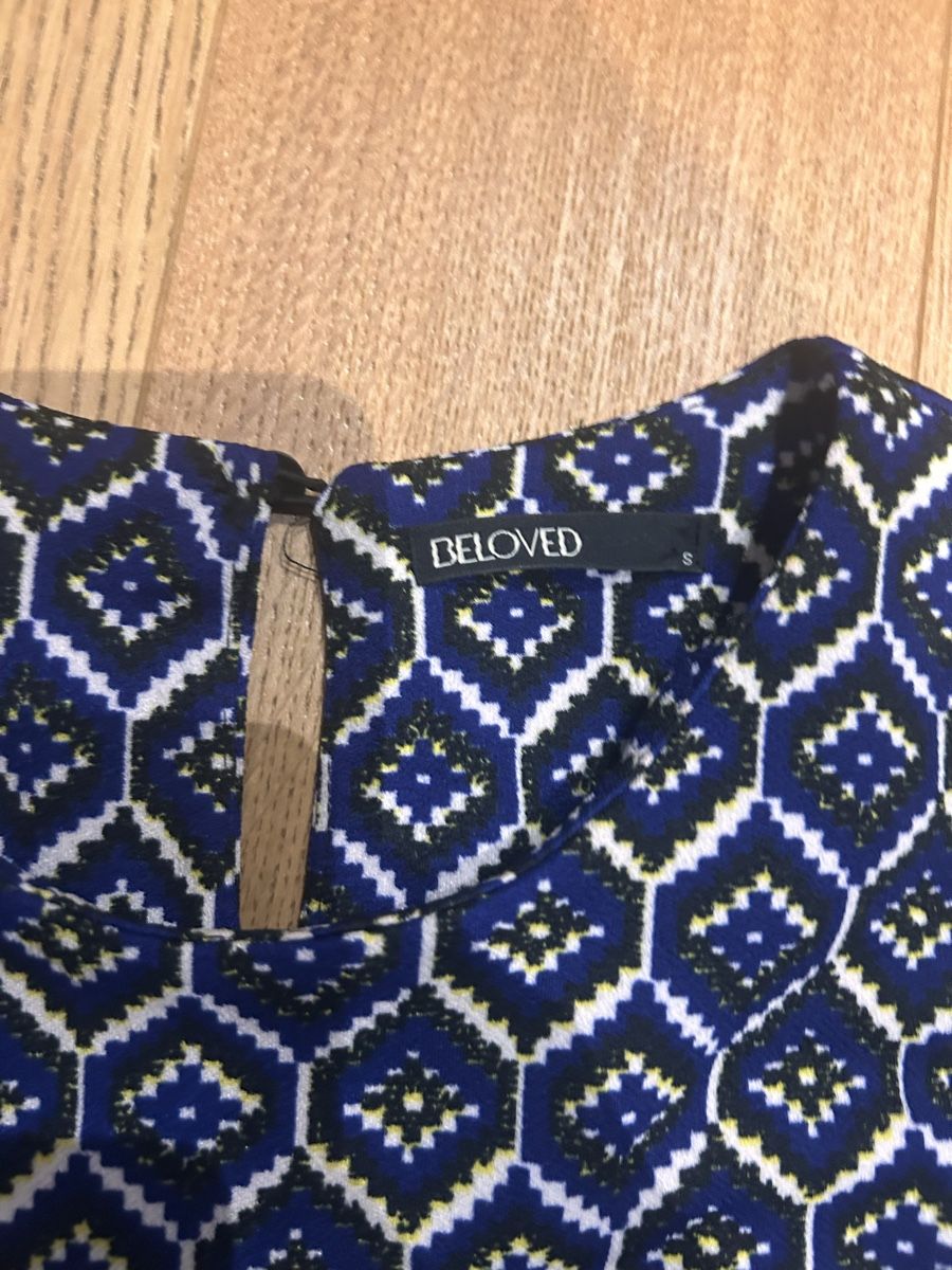 Vestiti: Beloved Dress, Size S, Blue Geometric Pattern, Fall Style – Usato da Veyrier venduto da aliyag 1