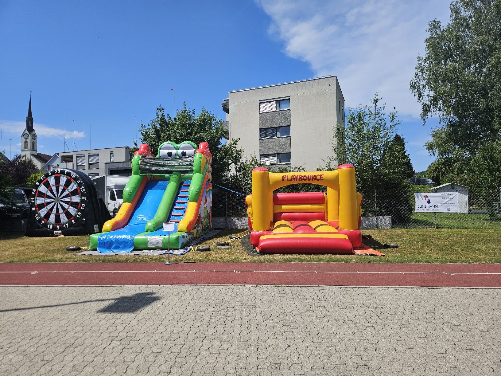 Jouets: Hüpfburg Playbounce – D'occasion à Obfelden par Nasensi 1