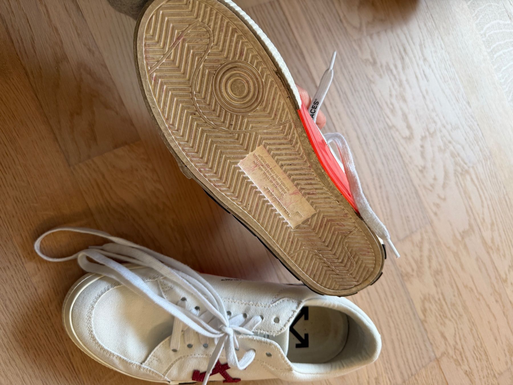 Off-White Scarpe da uomo: Off-White Sneaker, Grösse 40, Top Zustand, Canvas Style – Nuovo (secondo la descrizione) da Hettlingen venduto da blu_tb6z 3