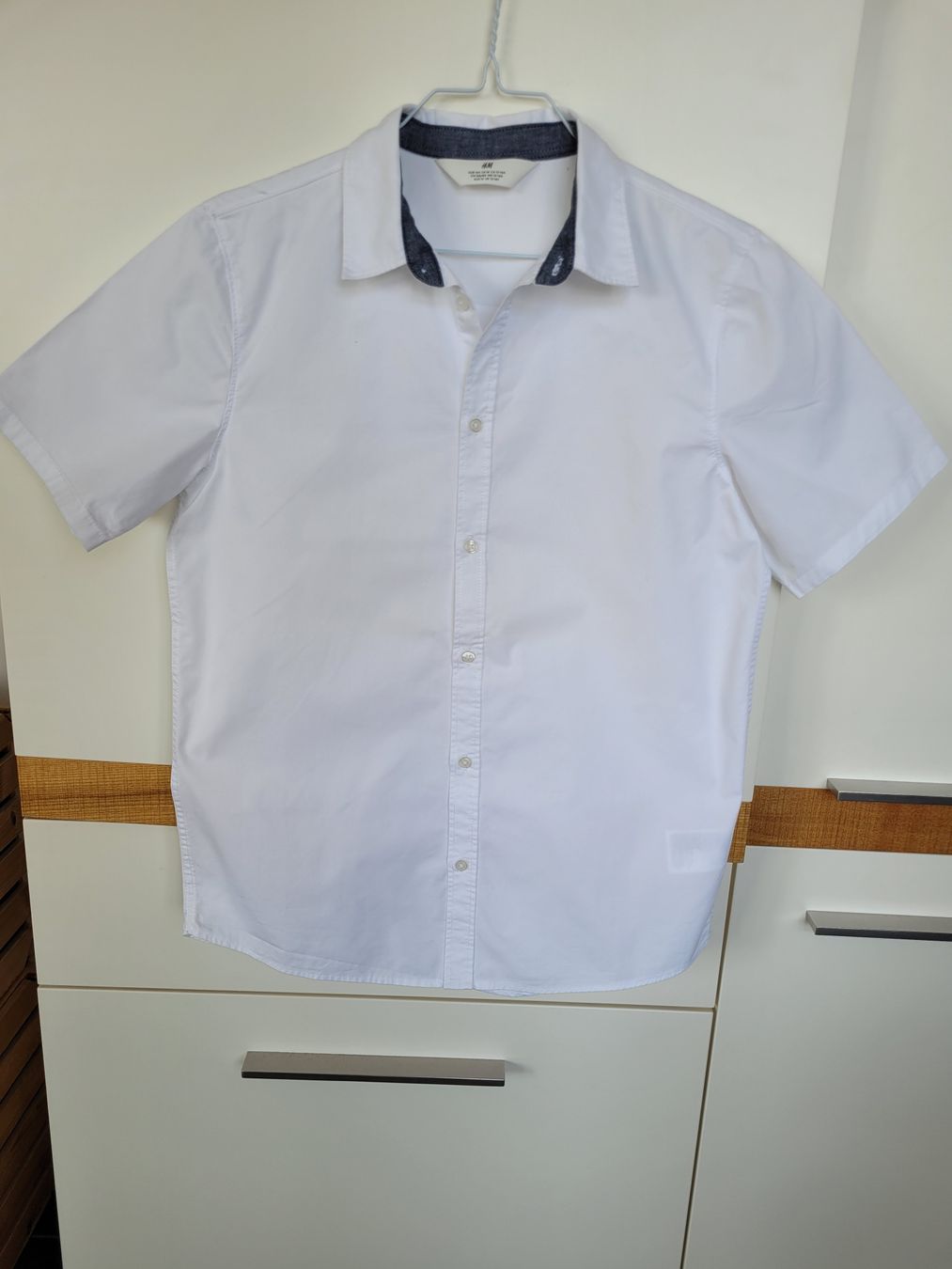 H&M Camicie, T-shirt & Polo: weisses Kurzarm Hemd Gr. 164 – Usato da Erlinsbach SO venduto da Elso72