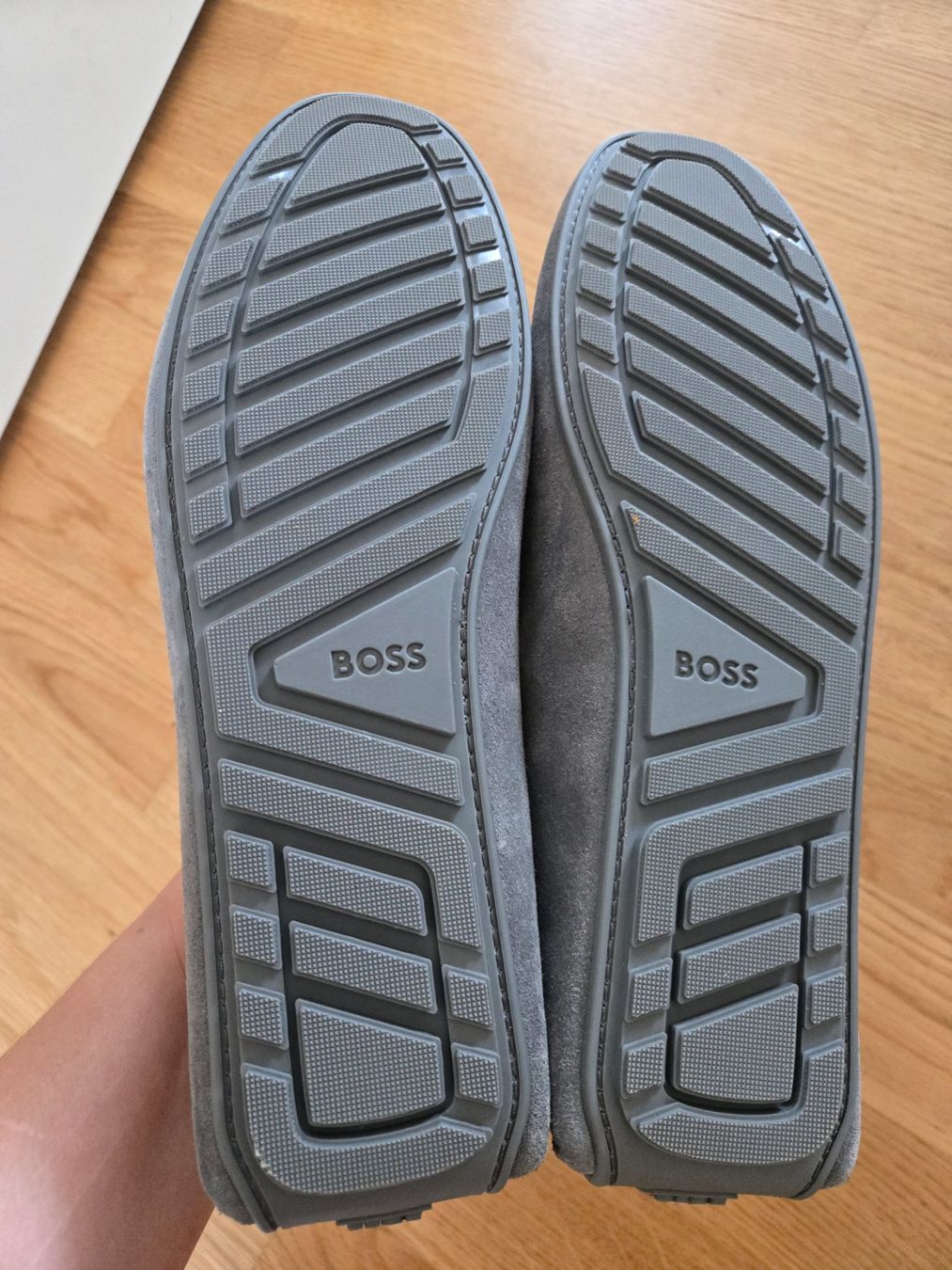 Hugo Boss Scarpe da uomo: Hugo Boss moccasins loafers size 41 – Nuovo e nell'imballaggio originale da Horgen venduto da dariajedraszyk 2