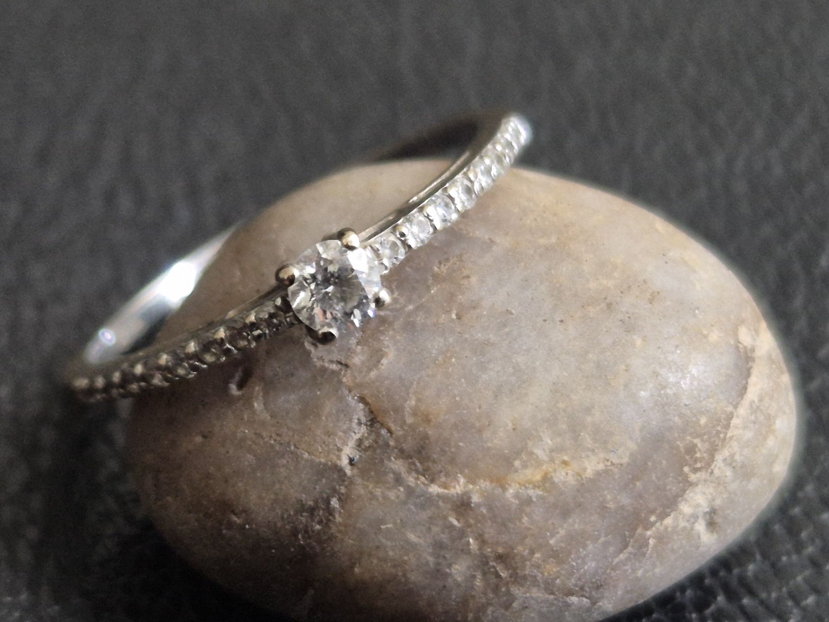 Anelli: Bague diamant solitaire et certificat – Usato da Confignon venduto da Mafior1977