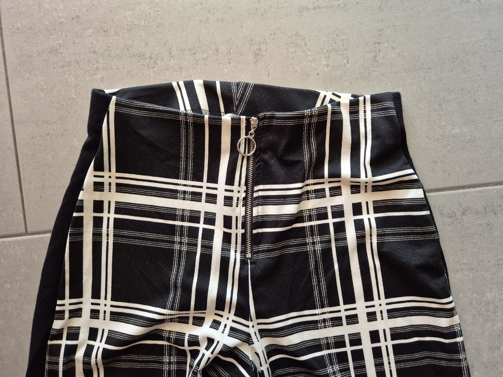 C&A Pantaloni: Sommerhose, weit, Gr. M – Nuovo (secondo la descrizione) da Mörschwil venduto da minggeli12 2