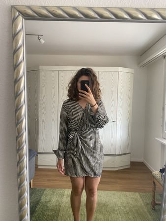 Kleid gestreift
