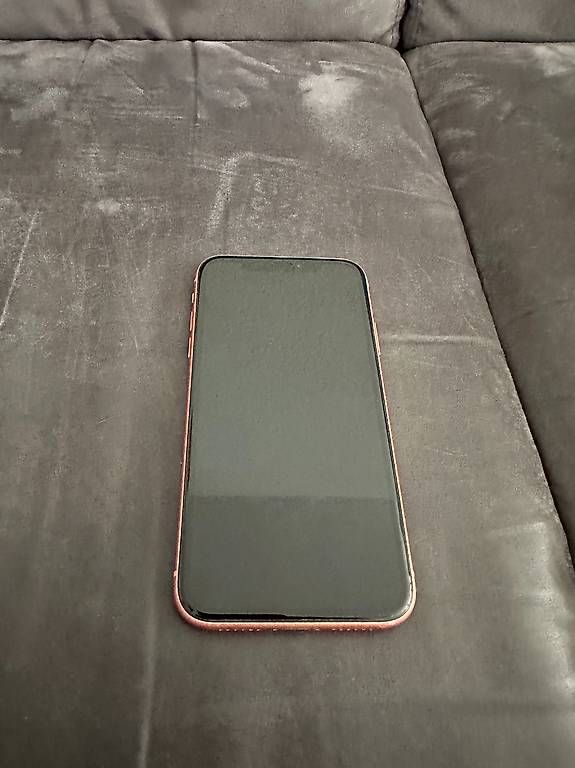 Telefoni cellulari / Smartphones: Iphone XR - 128 GB – Usato da Knonau venduto da Soni2