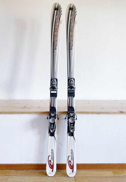 Skis Anciens Rossignol À VENDRE! - FR