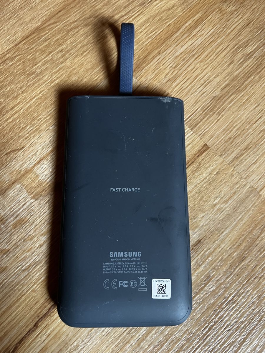 Samsung Akkus: Samsung Powerbank - 5100 mAh – Gebraucht aus Grund b. Gstaad von CarmensWelt