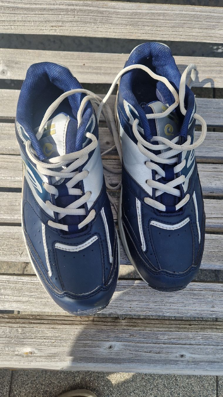 Champion Herrenschuhe: Baskets Run 00 MS CHAMPION taille 40 – Gebraucht aus Ste-Croix von Sporchet 1