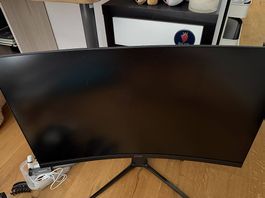 MSI Optix MAG322CQR 32 Curved Gaming Monitor  165 Hz, WQHD