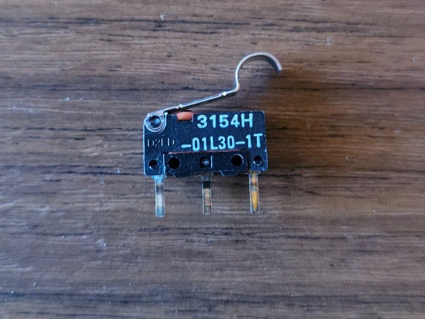 Omron Interruttori: Mikroschalter D2FD-01L30-1T – Nuovo (secondo la descrizione) da Lenk im Simmental venduto da oli66661