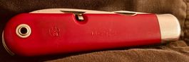Militärmesser Wengerinox Grilon rot, 1959,gestanzt 16263