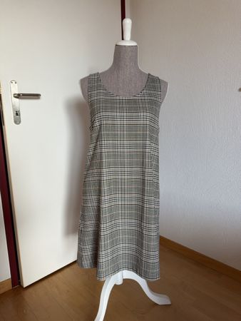 Poems Kleid, Grösse M, Karo Muster, Top Zustand!