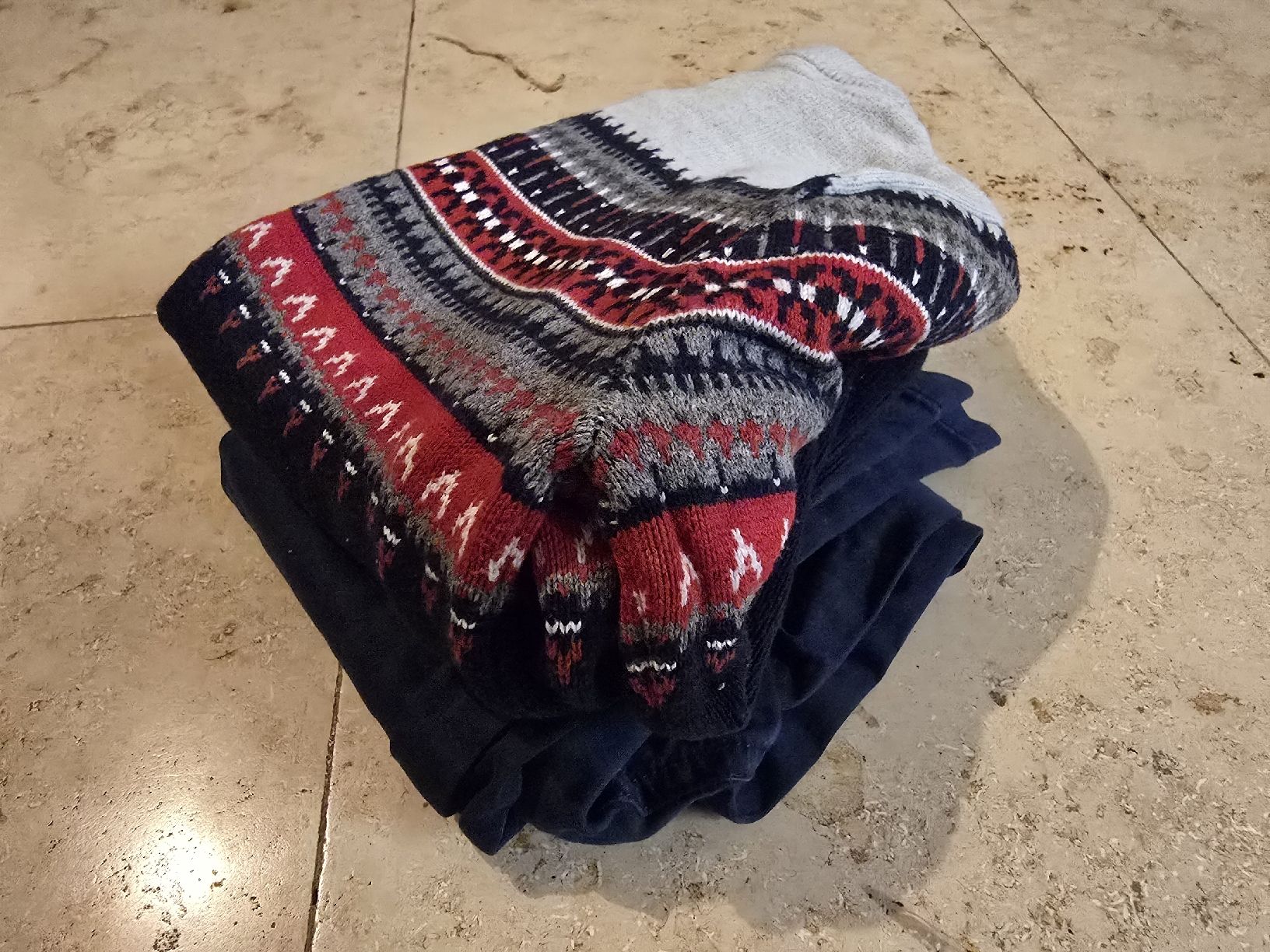 Kleiderpakete & -sets: Set für Jungen Pullover mit Hose, Gr. 116 – Gebraucht aus Lommiswil von PositiveVibe 5