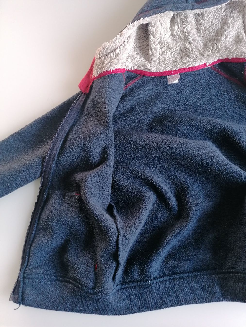 Decathlon Maglioni & Felpe: Pullover-Jacke  Quechua125-132 – Usato da Uster venduto da Smilla07 5