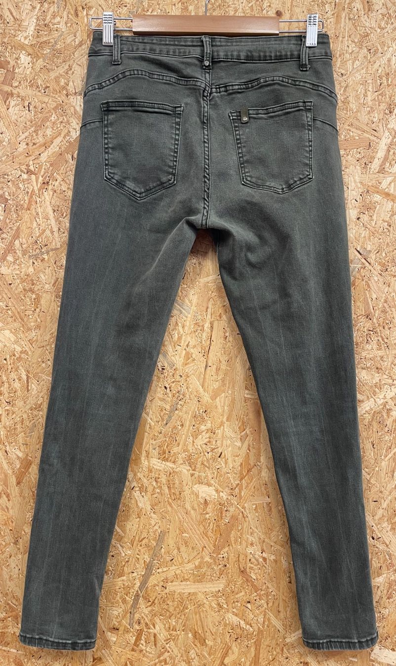 Jeans: Jeans vert – Usato da Lausanne venduto da PlusValue_Lausanne 1