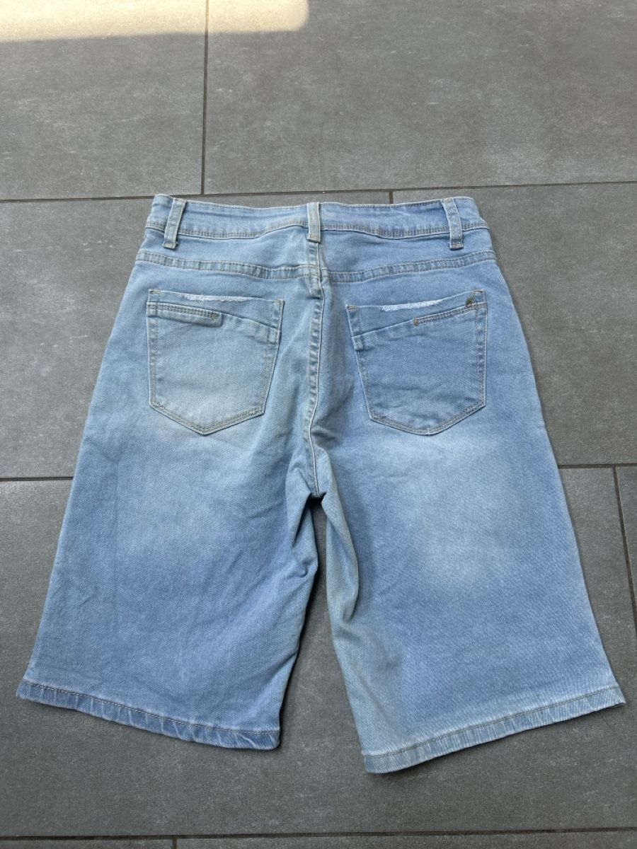 Jeans: Shorts von Chicoree in Grösse 38, hellblau – Nuovo (secondo la descrizione) da Iseltwald venduto da Waldisch 1